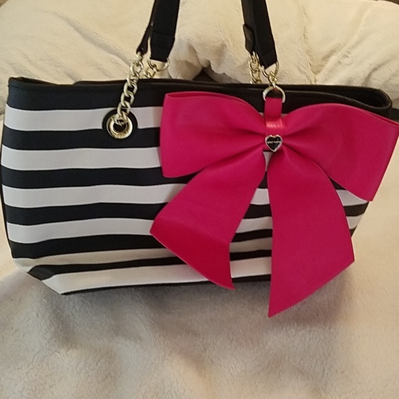 Betsey Johnson Handbags - Betsey Johnson Tote/Weekender Bag